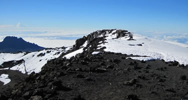 trekking kilimanjaro tanzania